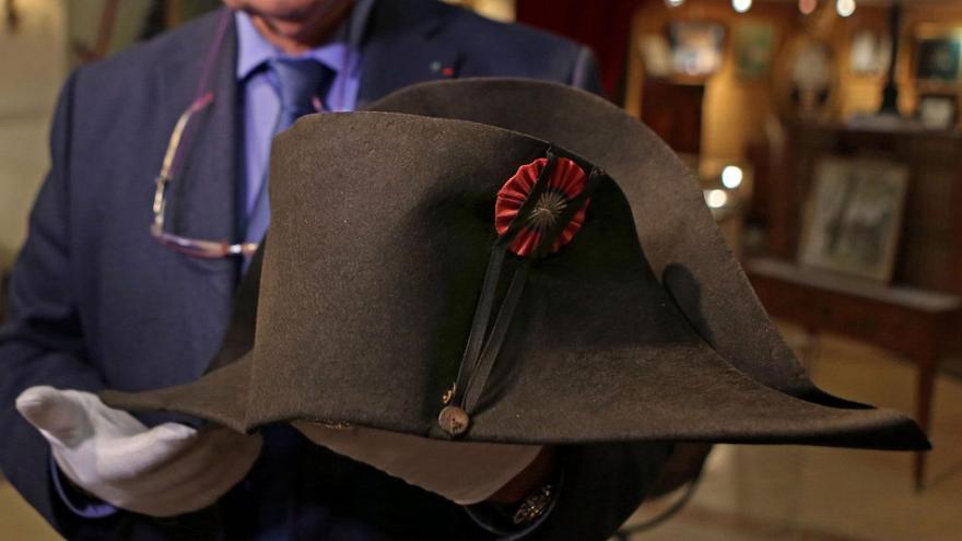 Napolyon un şapkası 350 bin Euro ya satıldı