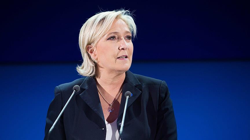 Avukatlar Le Pen e karşı birleşti