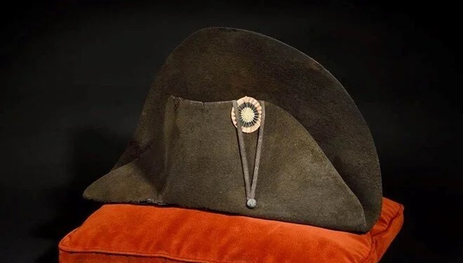 Napolyon’un şapkası açık artırmayla satılacak