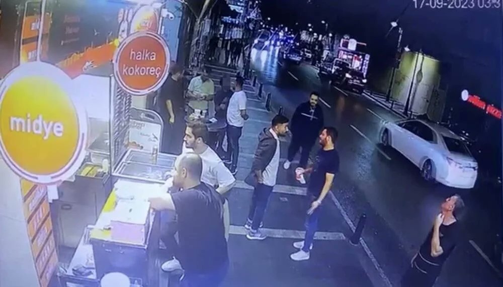 İstanbul da  restoranda tinerli saldırı