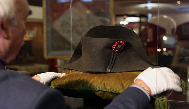 Napolyon Bonapart ın şapkası açık artırmada satıldı: Fiyatı servet değerinde!
