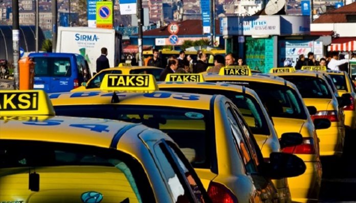 İstanbul da taksi rezaleti: Çocuklu kadını araca almadı!