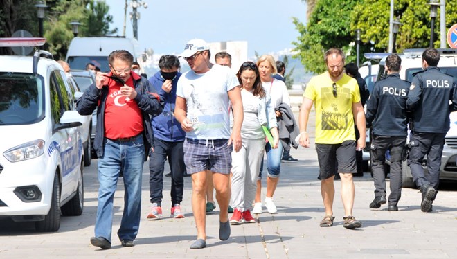 Antalya da mahsur kalan turistler yardım bekliyor!