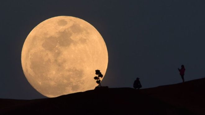 Çin, şehirlerini  yapay Ay  ile aydınlatacak