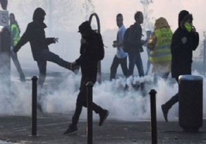 Fransa Başbakanından protestolara yanıt: Reformları sürdürmekte kararlıyız 52