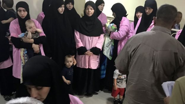 IŞİD nedeniyle  800 e yakın Türkiye kökenli kadın ve çocuk Irak ta tutuluyor 