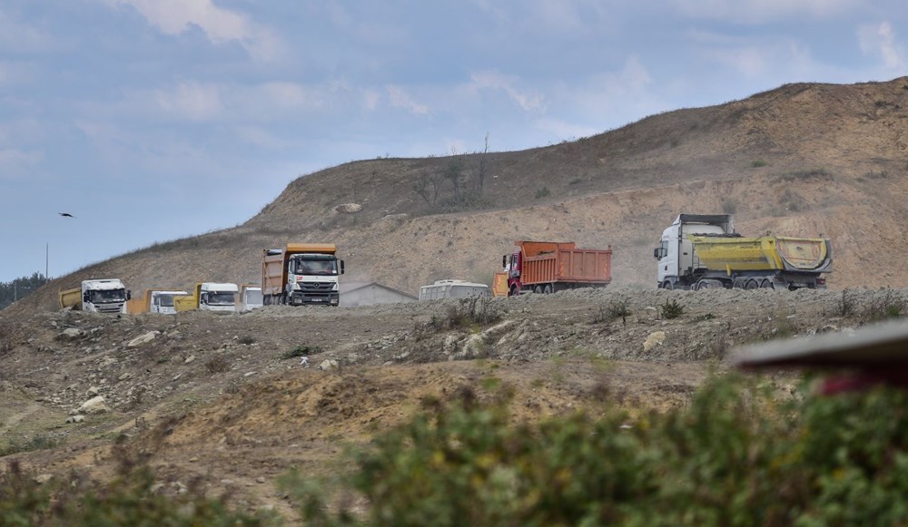 İstanbul da hafriyat kamyonu tehlikesi