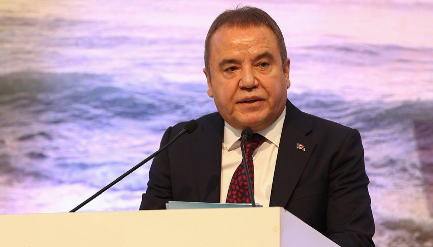 Muhittin B�cek'e fuhu� soru�turmas�
