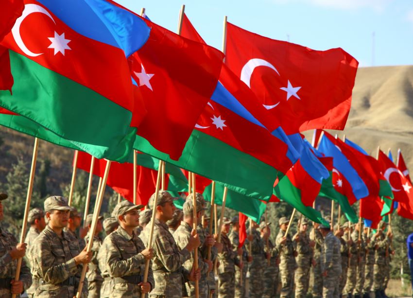 Türkiye Azerbaycan için harekete geçti