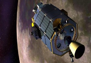NASA nın Uzay Aracı LADEE Ay a Çarptı!