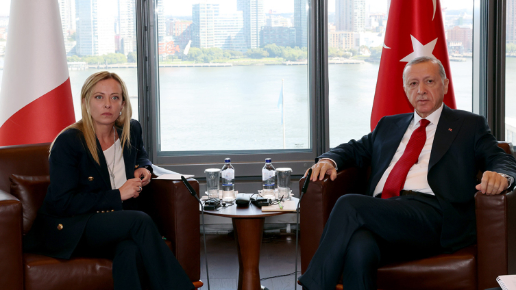Erdoğan, İtalya Başbakanı Giorgia Meloni yi kabul etti