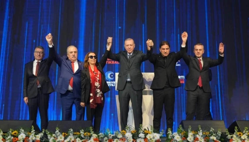 AK Parti'ye 3 yeni transfer iddias�! G�zler 1 Ekim'e �evrildi