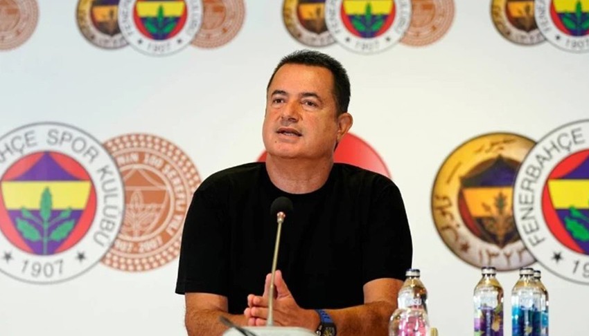 Fenerbah�e'de Acun Il�cal� g�ndemi: Savunmas� istendi