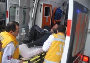 Adana Feke de trafik kazası! 1 kişi öldü, 5 kişi yaralandı!