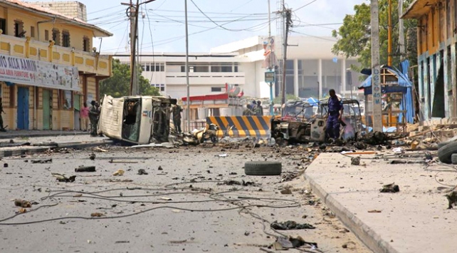 Somali de teröristler yine saldırdı