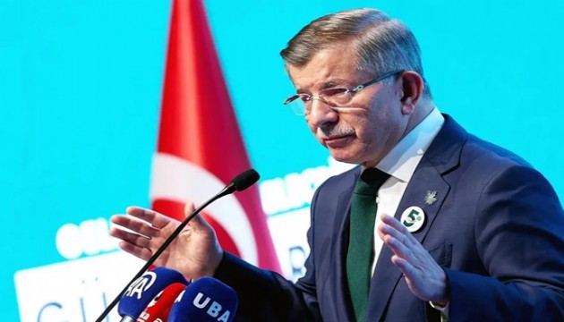 Davuto�lu, Adalet Bakan� Ak�n G�rlek'e destek �art�n� a��klad�