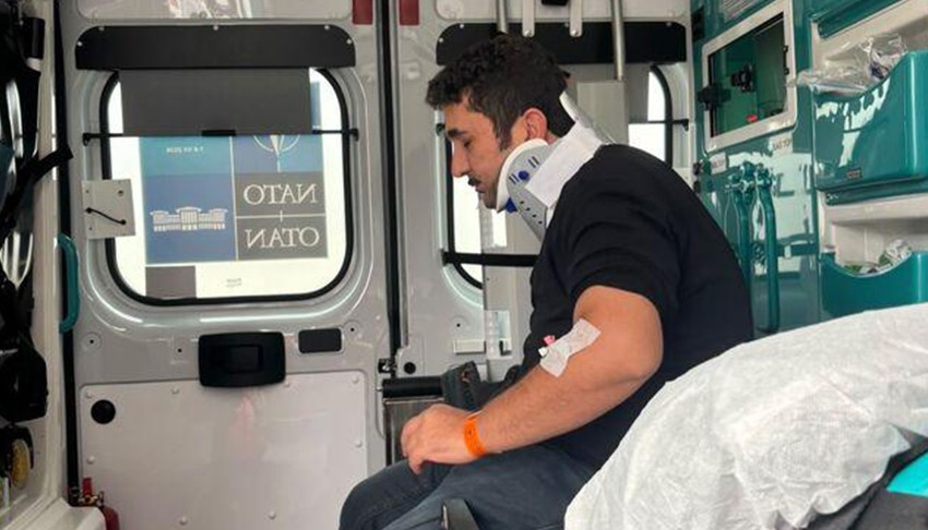 Oyuncu U�ur Akay e�iyle trafik kazas� ge�irdi