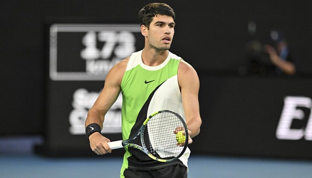 Alcaraz, Wimbledon'dan �ekildi
