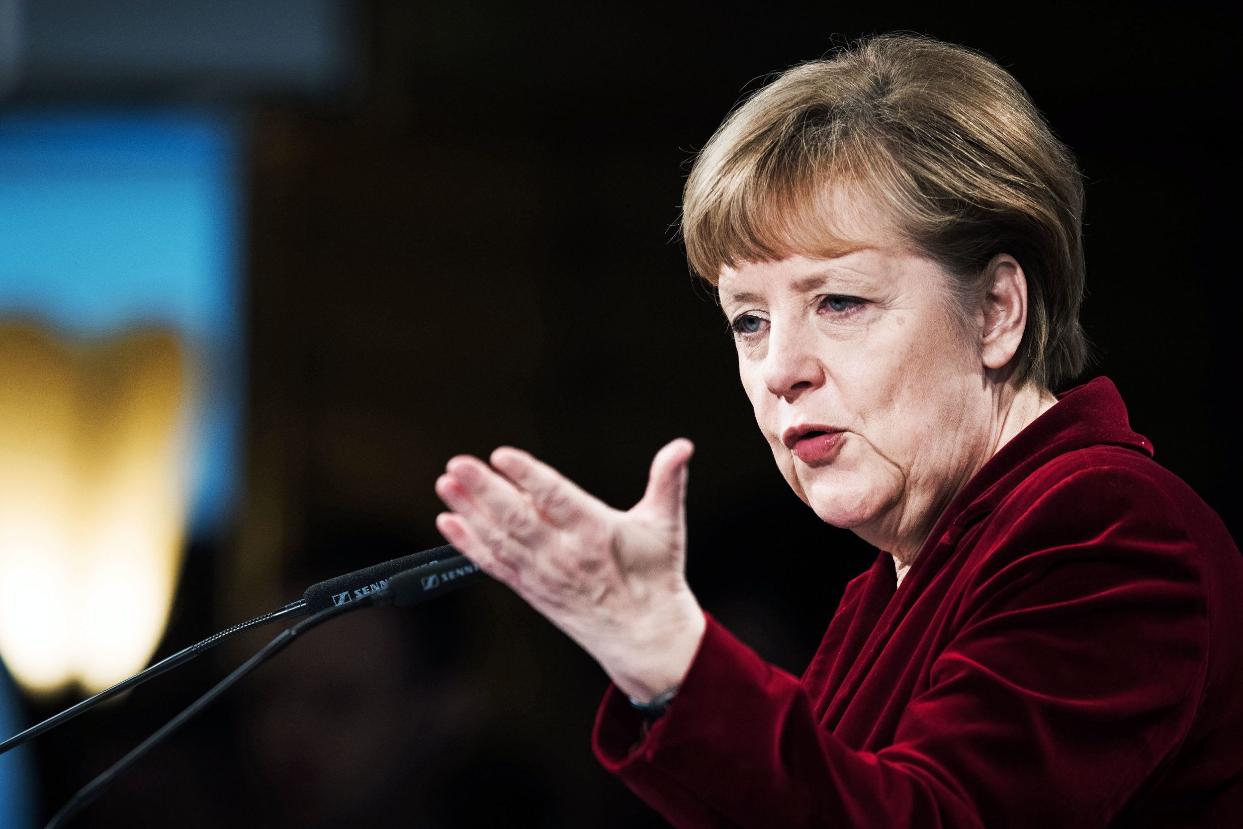 Merkel den Fransa ya ABD suçlaması