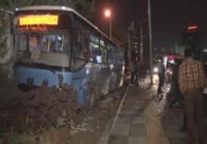 Ankara da otobüs ve ambulans kazası! 9 yaralı!