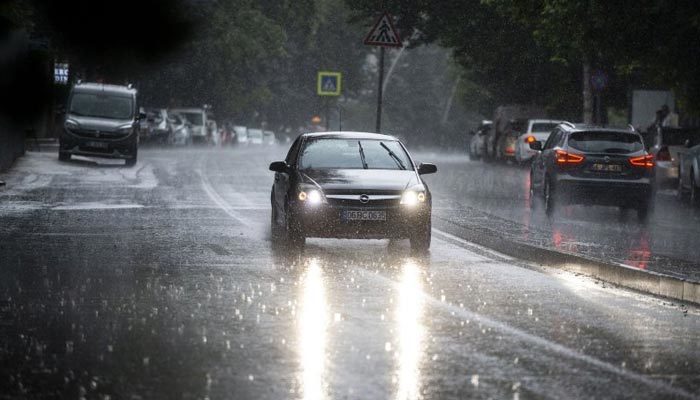 Ankara yağmura teslim oldu