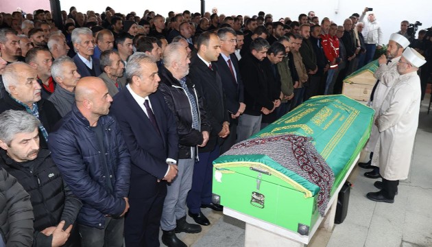 Kaybolduktan sonra l bulunan anne-oul topraa verildi