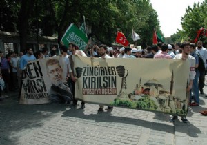 İstanbul da  Büyük Ayasofya  yürüyüşü!
