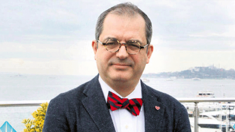 Prof. Dr. Mehmet Çilingiroğlu: Maskeni tak, maskenle seviş