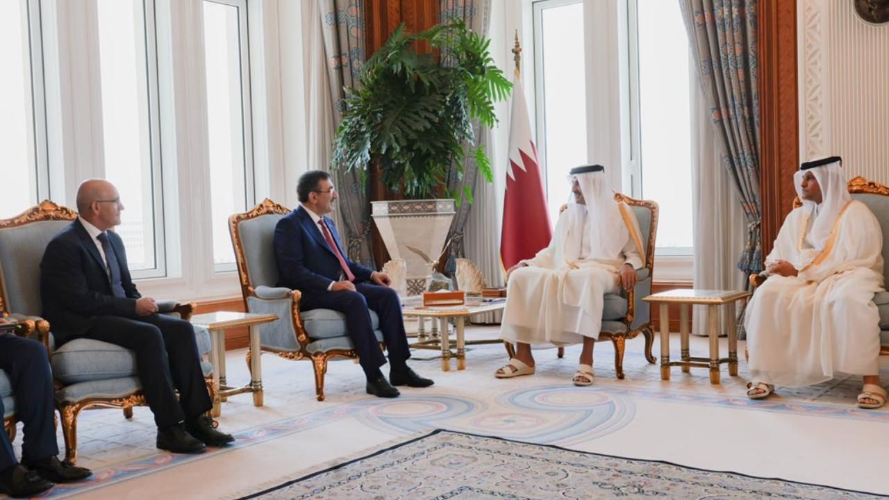Cevdet Yılmaz Katar Emiri ile görüştü