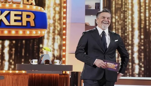 Beyaz�t �zt�rk'�n program�nda verdi�i mesaj g�ndeme oturdu