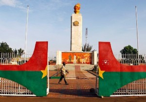 Burkina Faso nun devrik lideri Fildişi nden ayrıldı!