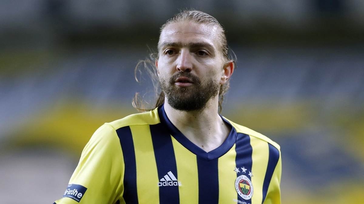 Fenerbahçe den flaş Caner Erkin kararı