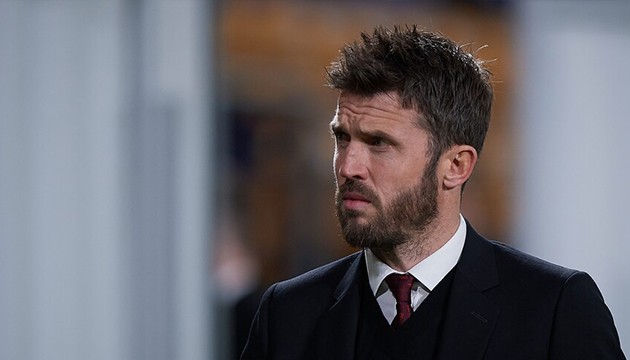 Carrick s�zle�me yeniledi