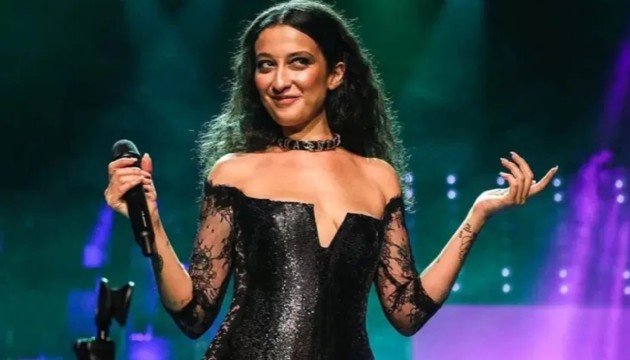 Melike �ahin'in yeni ya� imaj�