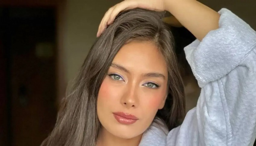 Neslihan Atag�l o�luyla semt pazar�nda