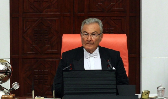 Eski CHP Genel Başkanı Deniz Baykal son yolculuğuna uğurlanıyor