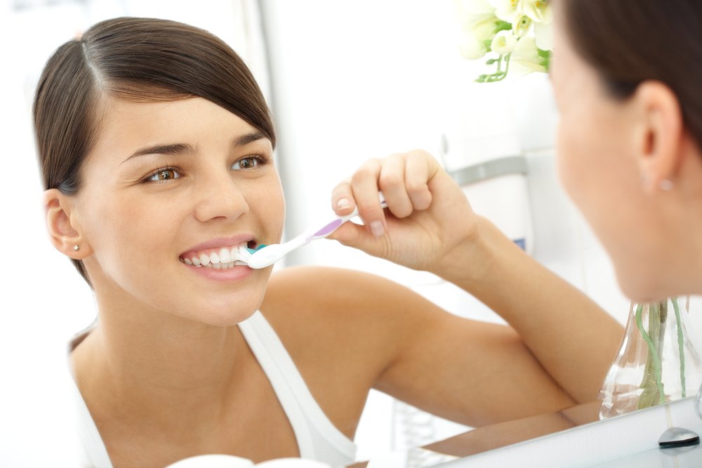 Diş fırçalarken yapılan hatalar