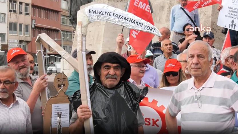 Emekli-Sen, emekli maaşlarına yapılan zammı protesto etti