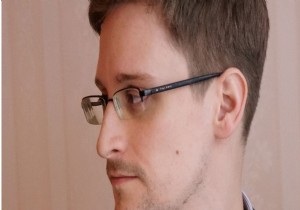 Almanya Snowden i Sattı!