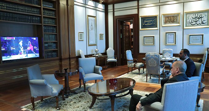 Erdoğan, Rıza yı heyecanla izledi