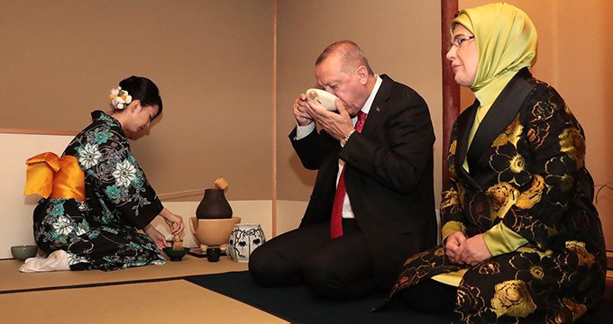 Erdoğan, çay seremonisinde