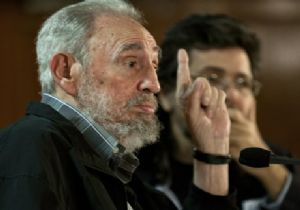 Fidel Castro uzun süren sessizliğini bozdu!
