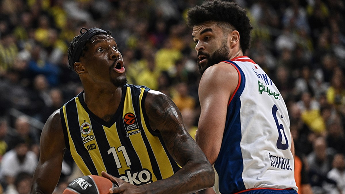 Basketbolda  ertelemeli  derbi: Anadolu Efes - Fenerbahçe Beko