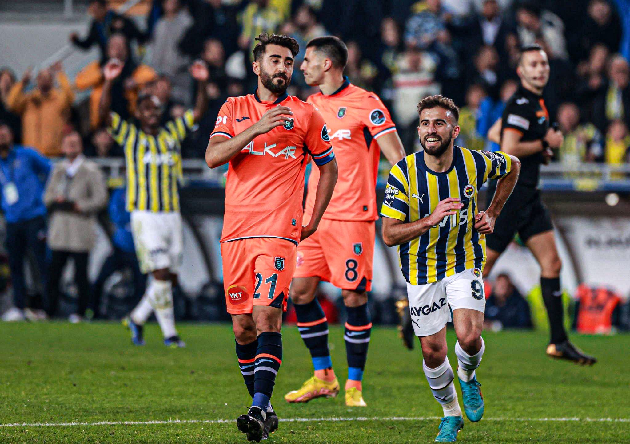 Başakşehir, Fenerbahçe ye karşı! İşte muhtemel 11 ler