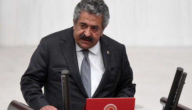 MHP'li Feti Y�ld�z'dan payla��m�n�n alt�na gelen yoruma �ok sert yan�t