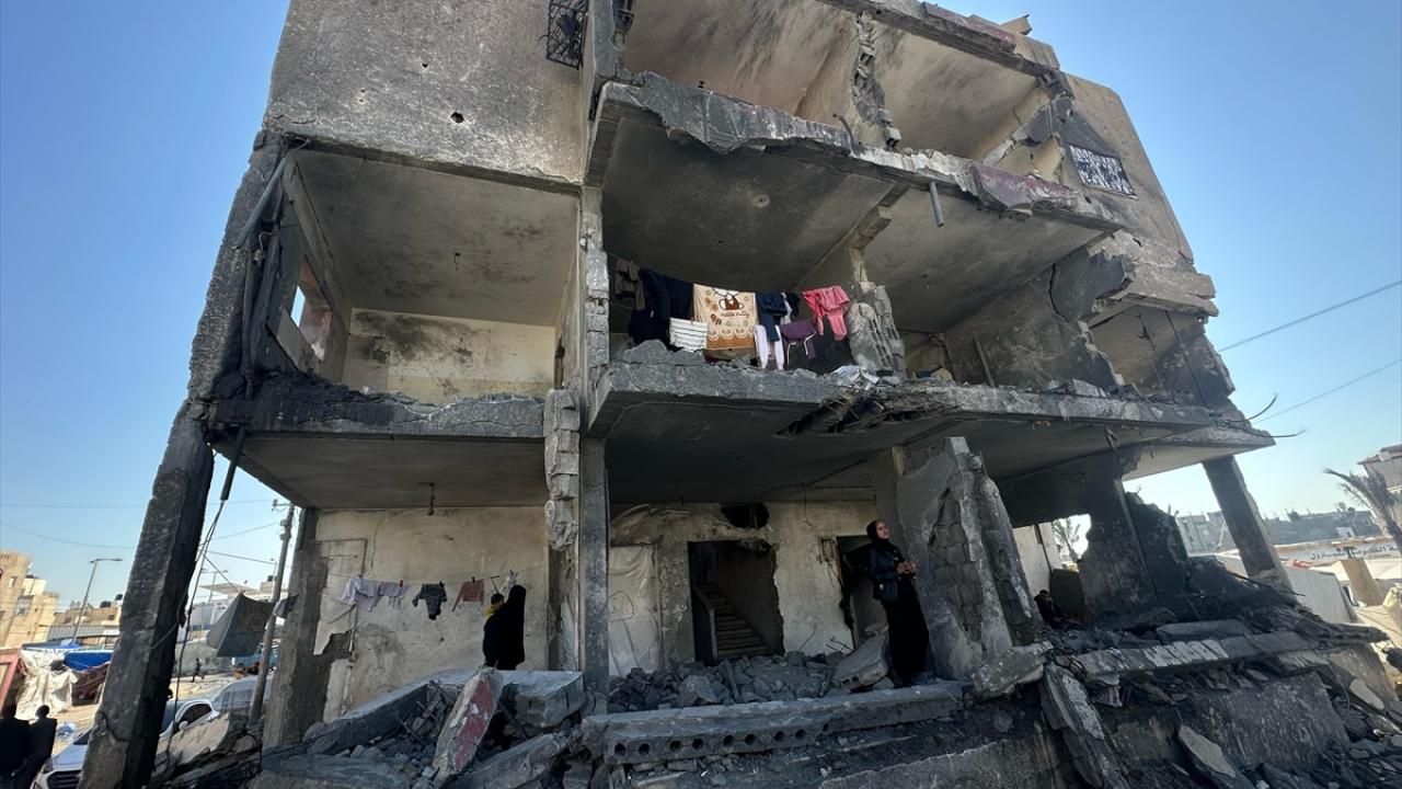 İsrail in Gazze Şeridi ne 131 gündür sürdürdüğü saldırılarda can kaybı 28 bin 576 ya yükseldi.