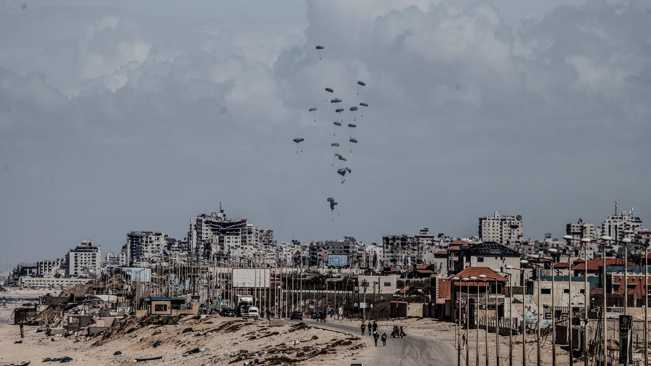 Gazze de insani yardım almaya gidenler arasında izdiham: 1 kişi öldü