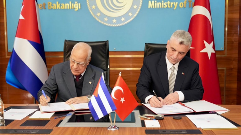 Türkiye ile Küba arasında ekonomik-ticari iş birliği anlaşması imzalandı