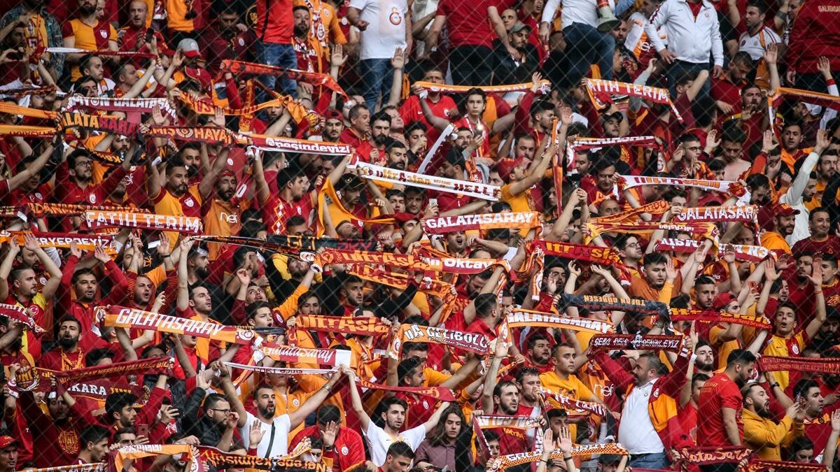Galatasaray dan seyirci kararı