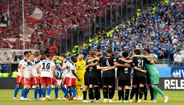 Hamburg'a yine hüsran! Bundesliga hayalleri üst üste 2. kez yıkıldı